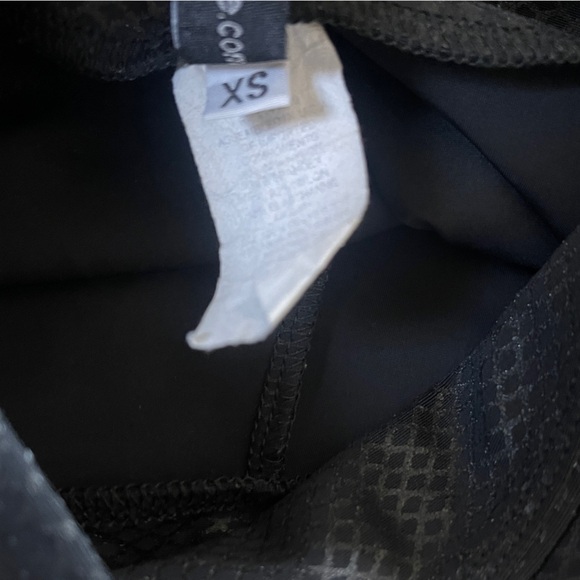 Onzie High Rise Legging Black Fishnet - Picture 6 of 6